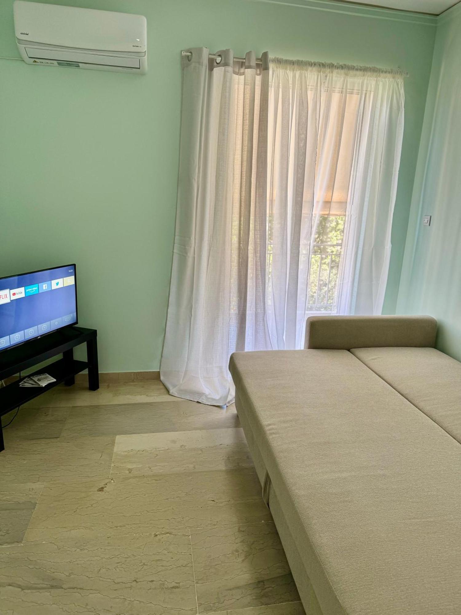Sun Beach Apartment Ανάβυσσος Εξωτερικό φωτογραφία